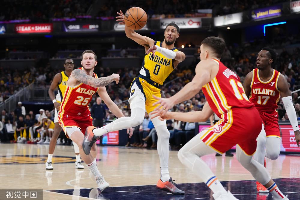 展现出的自 展现出的自