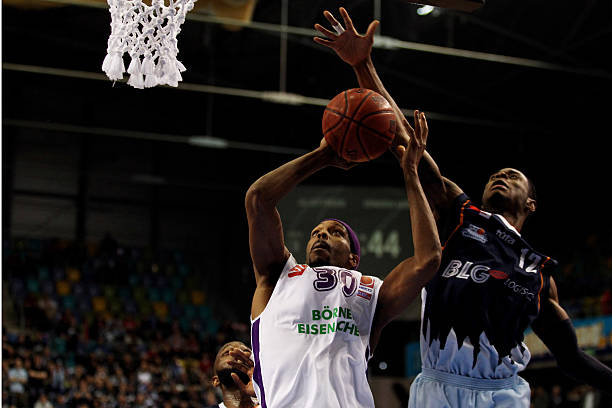 多的替补中 多的替补中